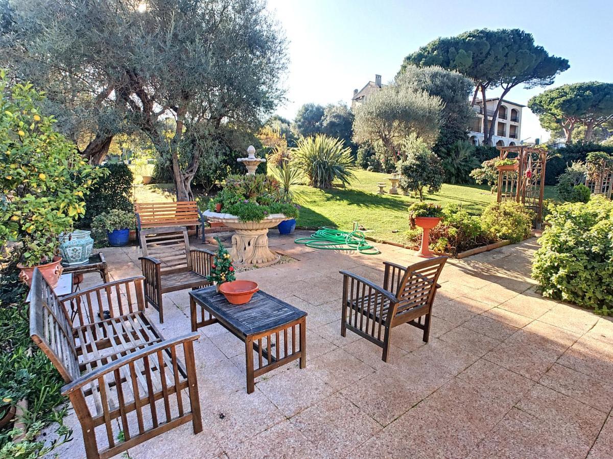 Appartement 2 pièces au cœur du Cap d'Antibes Esterno foto