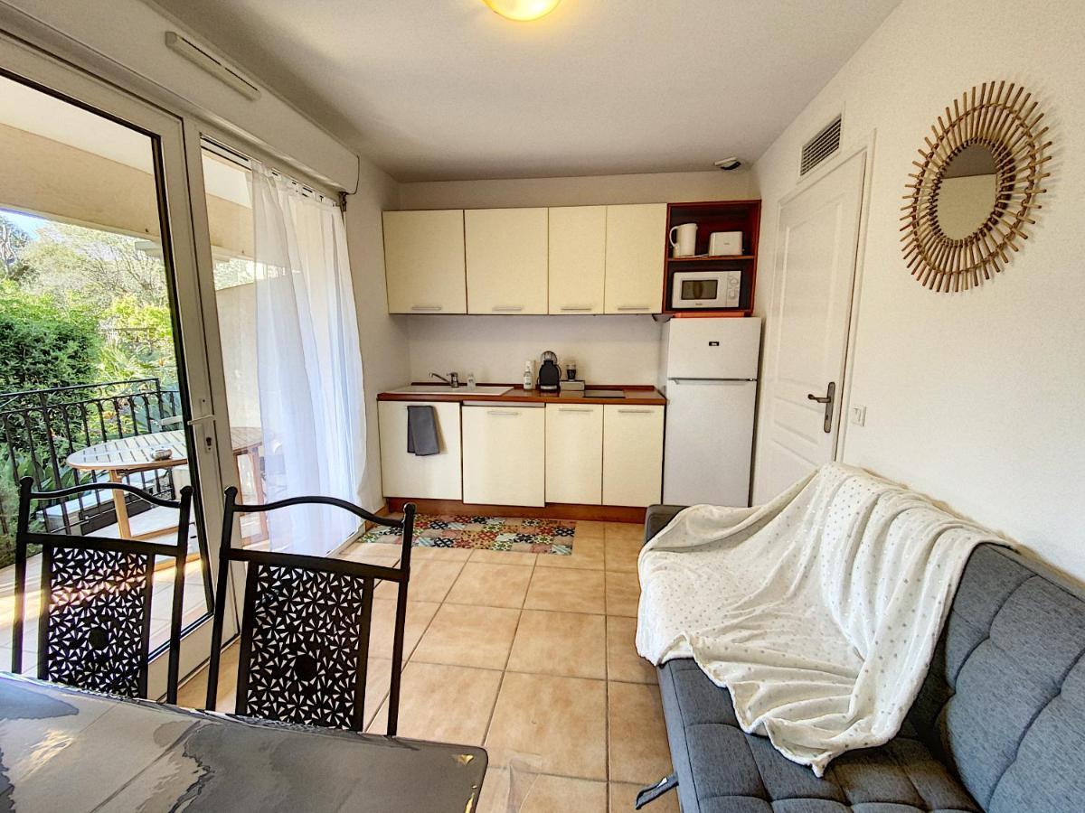 Appartement 2 pièces au cœur du Cap d'Antibes Esterno foto